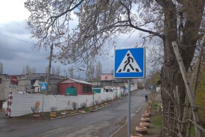 Проезд между Украиной и ДНР будет открыт 30 апреля - mk.ru - Днр