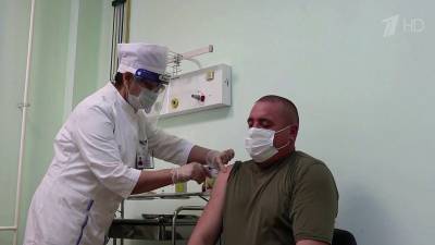 Все больше россиян получают надежную защиту от коронавируса - 1tv.ru - Россия - Таджикистан - Владивосток