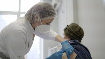 Роспотребнадзор оценил вероятность заражения коронавирусом от вакцины - inforeactor.ru