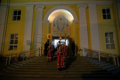 В Екатеринбурге все-таки проведут Крестный ход на Пасху - вокруг храма - nakanune.ru - Екатеринбург