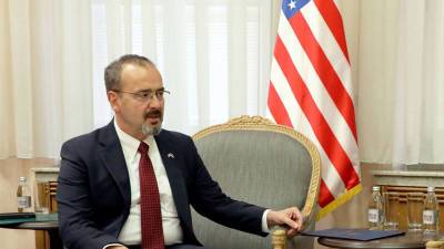 «Забросаете меня тухлыми яйцами…» Посол США в Сербии назвал Николу Теслу американцем - newdaynews.ru - Нью-Йорк - Сербия