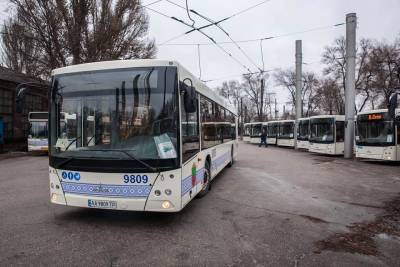 В Запорожье после выхода из “красной” зоны запустят дополнительные автобусы - inform.zp.ua - Запорожье