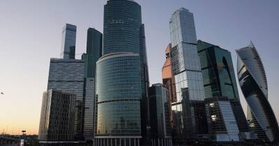 Bloomberg рассказал об ускоренном восстановлении экономики России - ren.tv - Россия