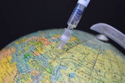 Пьерпаоло Силери - В Италии выступили за признание вакцинации неодобренными ЕС препаратами - aif.ru - Италия - Евросоюз