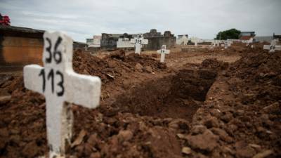 Бразильца с коронавирусом едва не похоронили заживо - polit.info - Бразилия