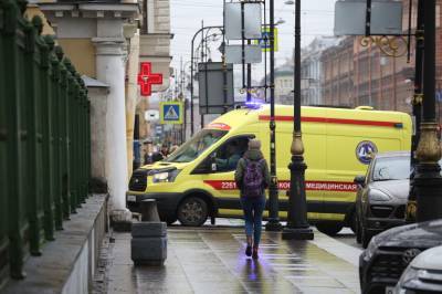 За сутки в Петербурге от коронавируса скончались 28 человек - neva.today - Россия - Санкт-Петербург