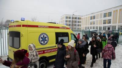 В Хабаровске отменили занятия в школах из-за сообщений о бомбах - svoboda.org - Хабаровск