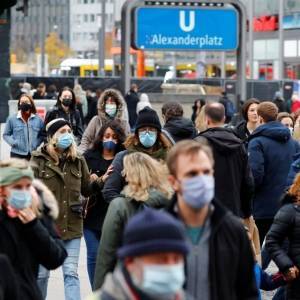 Йенс Шпан - Жители Германии, привитые от коронавируса, получат привилегии - reporter-ua.com - Германия