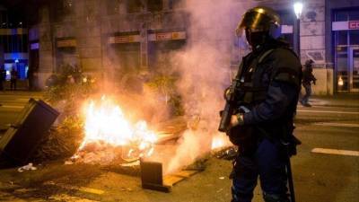 Протестная Пасха: праздничные выходные в Европе омрачились дымовыми шашками - 5-tv.ru - Испания - Швейцария - Санкт-Галлен