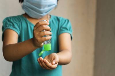 Медики рассказали, стоит ли соблюдать меры защиты маски после вакцинации - vm.ru