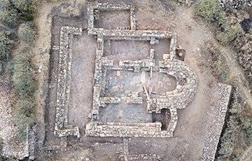 Ученые обнаружили на греческом острове руины древнего загадочного города - charter97.org