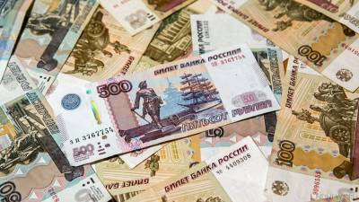 Просроченная задолженность россиян приблизилась к триллиону рублей - newdaynews.ru - Россия