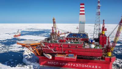 Россия впервые с начала года увеличила нефтегазовые доходы - riafan.ru - Россия - Москва