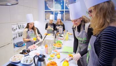 Кухонный монитор: пандемия подкинула проблем кулинарным школам - dp.ru - Санкт-Петербург