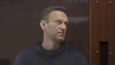 Навального симптомами ОРЗ перевели в медсанчасть под наблюдение врачей - politros.com - Россия - Владимирская обл.