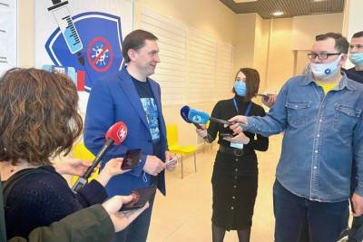 Пункт вакцинации от ковида открыли в связанном с новосибирским депутатом Госдумы ТРЦ перед выборами - tayga.info