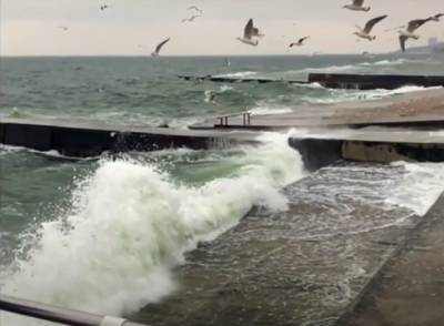 Южный шторм с огромными волнами потреплет Одессу: что еще принесет циклон - odessa.politeka.net - Одесса