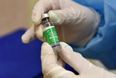 Британия может ограничить использование вакцины AstraZeneca - tvc.ru - Англия