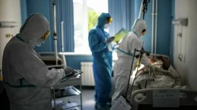 В России за сутки выявлено 8 328 новых случаев заражения коронавирусом - eadaily.com - Россия