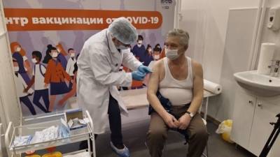 Леонид Дьяков - Реабилитолог объяснил, чего нельзя делать между двумя уколами вакцины от коронавируса - nation-news.ru