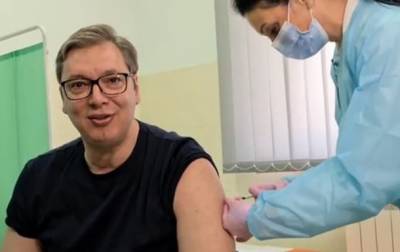 Александар Вучич - Президент Сербии получил прививку от COVID-19 вакциной от Sinofarm - korrespondent.net - Китай - Сербия - Президент