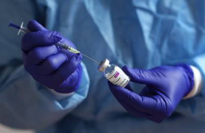 Эндрю Поллард - Британия остановила испытания вакцины AstraZeneca на детях - 24tv.ua - Англия