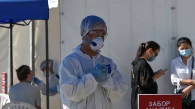 Число случаев коронавируса в Казахстане превысило 261 тысячу - russian.rt.com - Казахстан