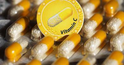 Нужно ли при коронавирусе принимать витамин С: врач рассказал - tsn.ua