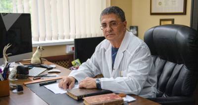 Александр Мясников - Может ли вакцинация остановить коронавирус – ответил доктор Мясников - ru.armeniasputnik.am - Армения