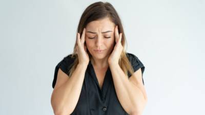 Елена Малышева - Дмитрий Шубин - Российские врачи назвали причину появления сильных головных болей после COVID-19 - newinform.com