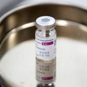 В Великобритании умерли 19 человек после прививки AstraZeneca - reporter-ua.com - Англия