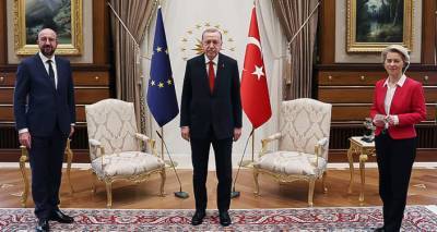 Тайип Эрдоган - Шарль Мишель - Скандал со стулом: Европарламент потребует разъяснений за инцидент с лидерами ЕС в Турции - ru.armeniasputnik.am - Турция - деревня Ляйен - Армения