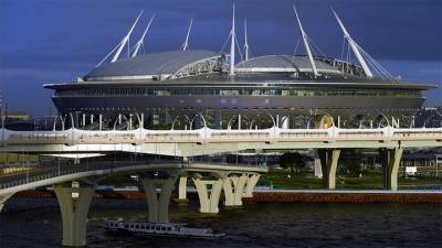 Санкт-Петербург смягчит карантин для гостей чемпионата Европы по футболу - vesti.ru - Санкт-Петербург - Баку - Будапешт