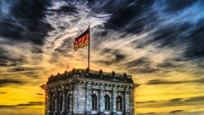 Экономисты связали кризис в странах еврозоны с новым локдауном в ФРГ - polit.info - Германия