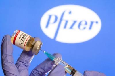 В Италии медсестра по ошибке вколола пациентке шесть доз вакцины Pfizer - aif.ru - Италия