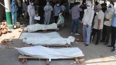 Тела умерших от коронавируса обнаружили в реке Ганг в Индии - inforeactor.ru - India - штат Бихар - Буксар