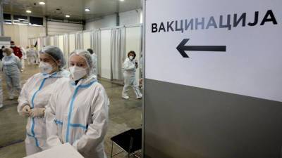 В Сербии прививку от коронавируса получили почти четыре миллиона человек - newdaynews.ru - Сербия - Белград