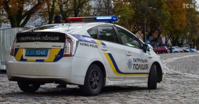 Нарядился в полицейского и следил за порядком: в Запорожье задержали "псевдопатрульного" - tsn.ua - Запорожье - Житомир