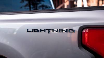 Официально: Электрический пикап Ford назовут Ford F-150 Lightning, анонс пройдет 19 мая, а продажи стартуют весной 2022 года - itc.ua - Сша