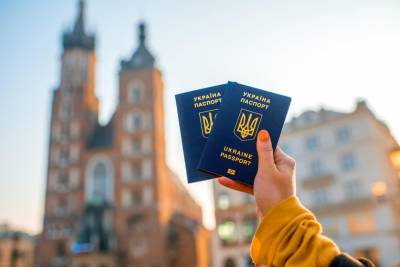 Хитрые украинцы, оплата и документы: как мигранты ездят за границу во время локдаунов - 24tv.ua - Норвегия - Польша - Чехия