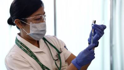Есихидэ Суг - Японии выделит $700 млн на вакцины от COVID-19 для развивающихся стран - iz.ru - Израиль