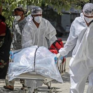 Индия - В Индии зафиксировали новый рекорд по количеству смертей от коронавируса - reporter-ua.com