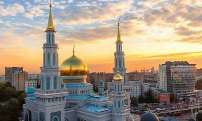 В Москве праздничную молитву по случаю Ураза-байрама проведут без прихожан - og.ru - Россия - Москва