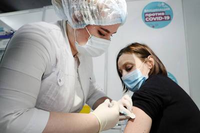 Татьяна Голикова - В России полностью вакцинировались от коронавируса почти 10 млн человек - tvc.ru - Россия