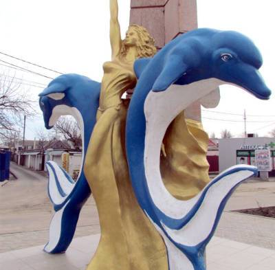 Відпочивальників у Кирилівці на в’їзді зустрічатиме нова скульптура - inform.zp.ua - Украина - місто Запоріжжя
