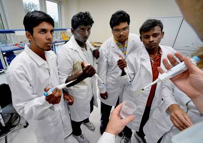 Студенты завезли в Ульяновск индийский штамм коронавируса - tvc.ru - Ульяновск
