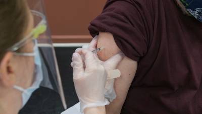 CDC смягчит правила ношения масок для полностью вакцинированных американцев - usa.one