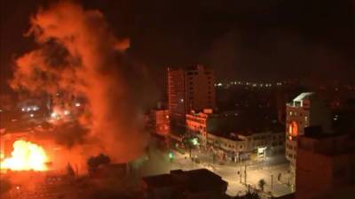 Ракеты, погромы, обстрелы: страшные кадры палестино-израильского конфликта - vesti.ru - Израиль - Тель-Авив