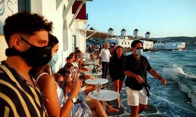 Харис Теохарис - Власти Греции сняли все ограничения на въезд иностранных туристов - og.ru - Россия - Греция