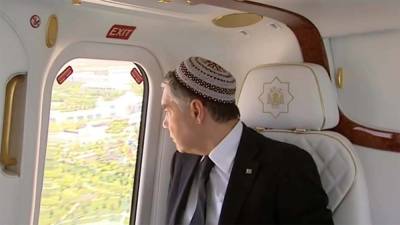 Гурбангулы Бердымухамедов - Бердымухамедов на вертолете облетел Авазу и поручил благоустроить ее территорию - hronikatm.com - Туркмения - Президент